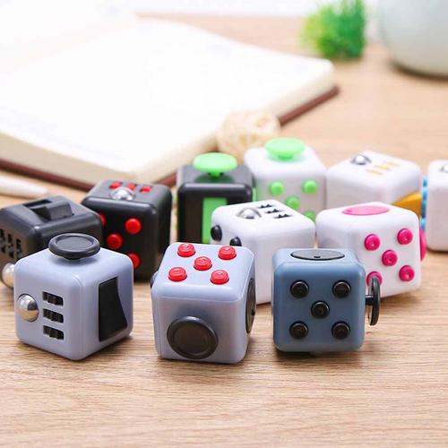 Những “kho thóc khuyến học” giữa rừng già ảnh 1